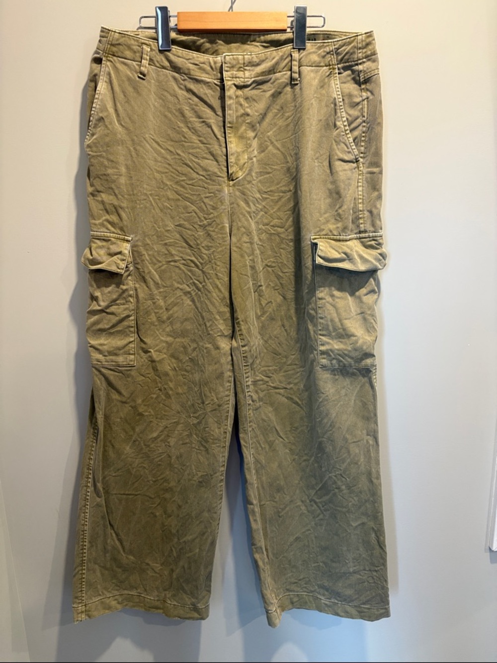 GAP Loose Khaki Cargo size 14